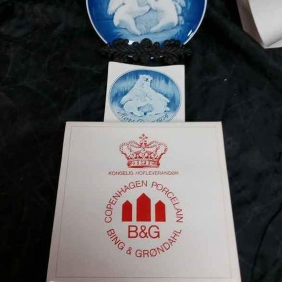 VINTAGE B&G BING & GRONDAHL 1974 MOTHER'S DAY DISPLAY PLATE - Picture 3 of 5